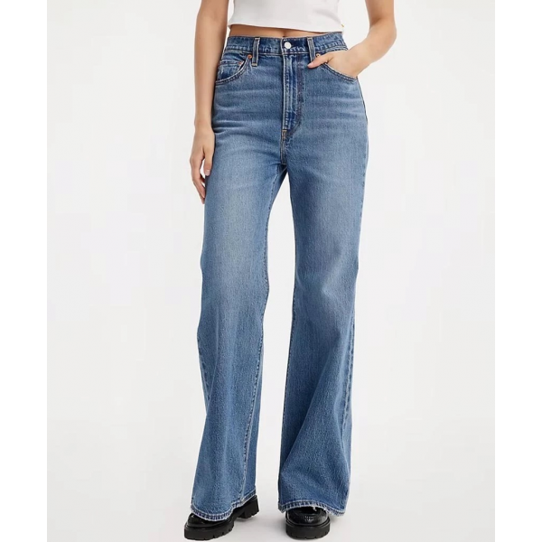 Levi's® ribcage bell jeans