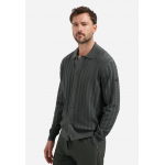 No Excess cardigan button