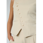 Sisters Point Gata-ve2