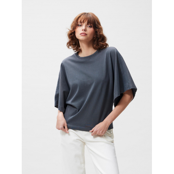 Catwalk Junkie batsleeve shirt Catwalk Junkie batsleeve shirt