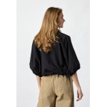 Sisters Point Nelly-ja Sisters Point Nelly-ja