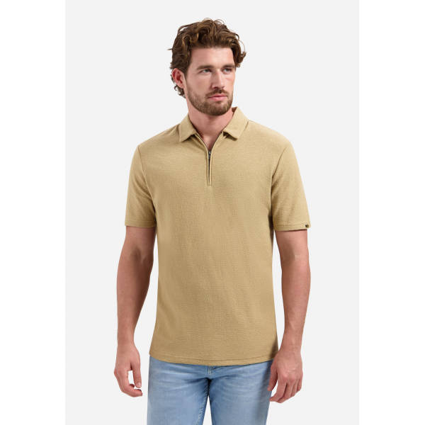 No Excess structure polo zip