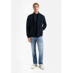 No Excess clean soft jacket